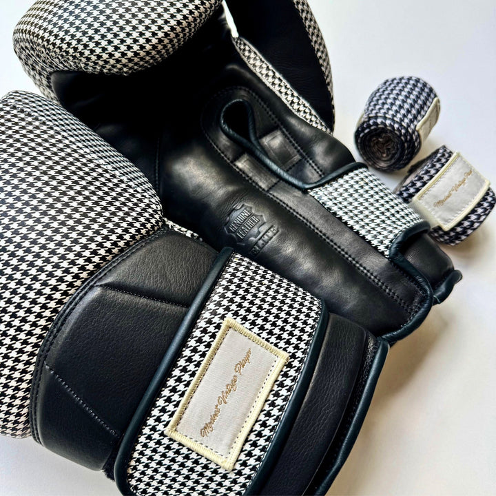 Elite Houndstooth Leather Boxing Gloves (Strap Up) - Black - MODEST VINTAGE PLAYER LTD